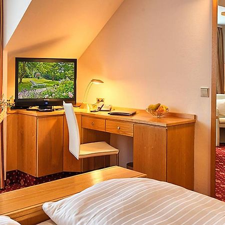 Hotel Burgblick บาเดนไวเลอร์ ภายนอก รูปภาพ